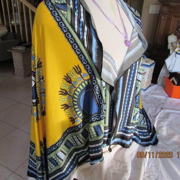 Wrap, beach blanket, sarong wrap - Picture 2 of 3